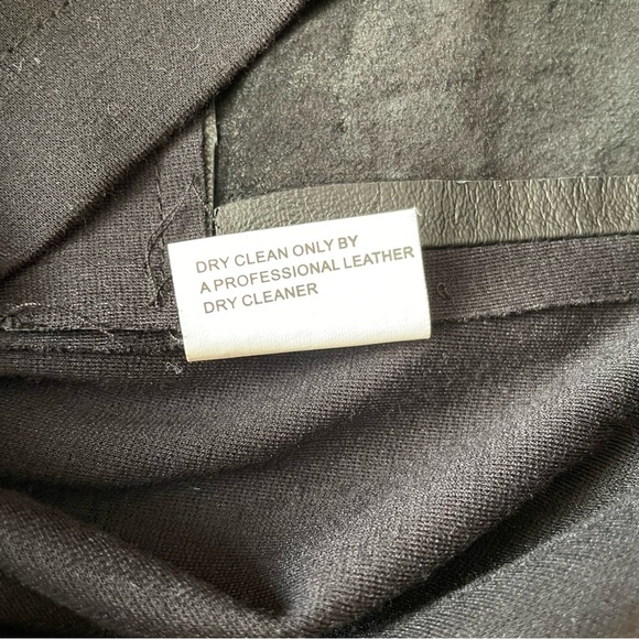 Neiman Marcus Leather Paneled Sleeveless Mini Dress with Pockets - Picture 6 of 11